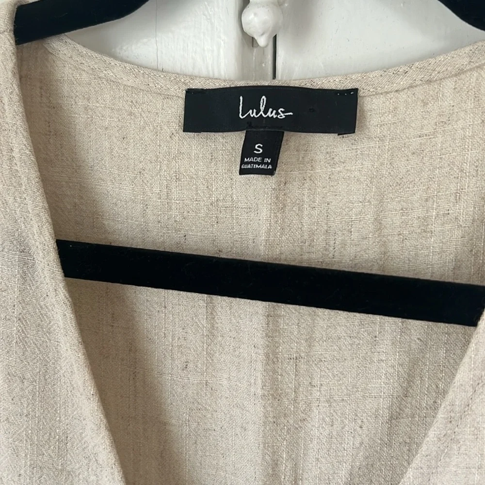 Linen tank top. - Picture 3 of 3